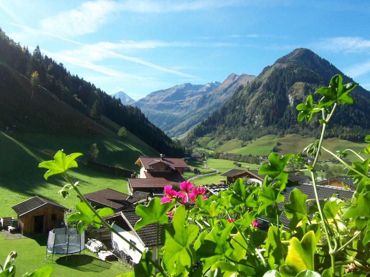 Fruehstuecks- Pension Sonnblickhof Rauris Exterior photo